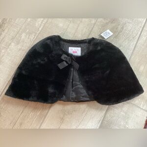 NWT Children’s Place Black Faux Fur Cape M 7/8
